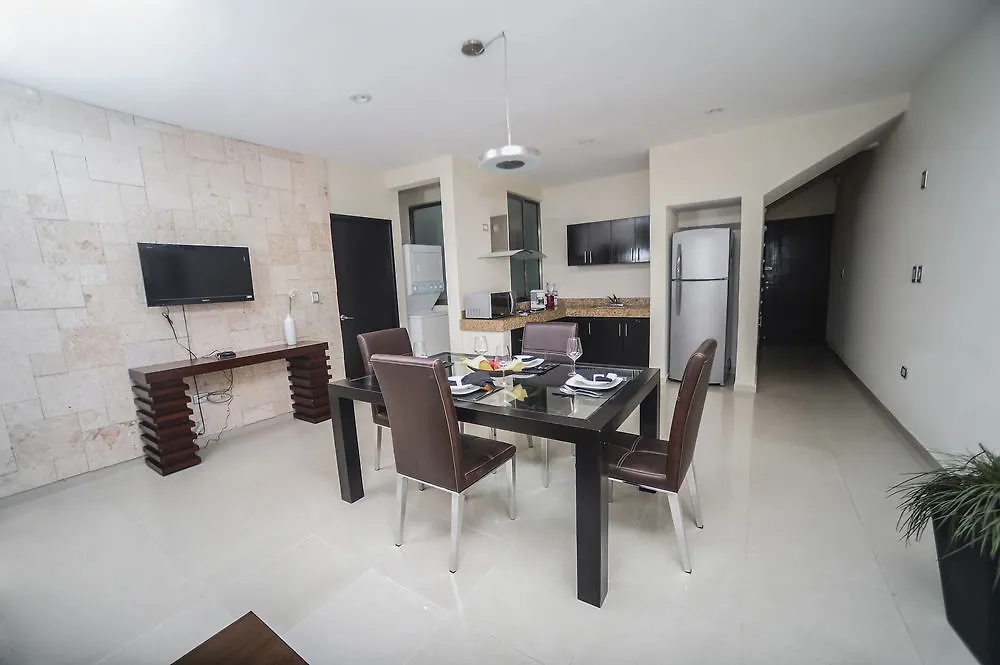 Encanto Riviera Playa del Carmen 3*,
